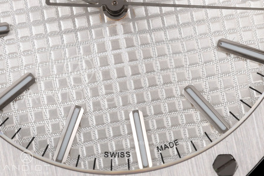 Royal Oak 41mm 15510 SS JF 1:1 Best Edition White Dial on SS Bracelet SA4302 Super Clone
