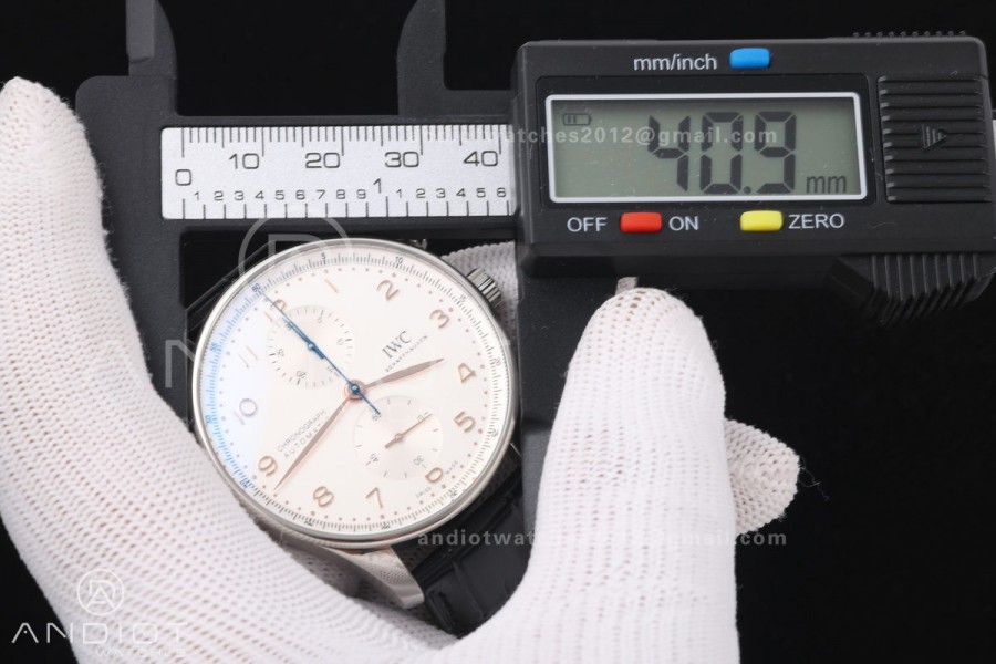Portugieser Chrono IW371604 OCTA 1:1 Best Edition White/YG Dial on Black Leather Strap DD69355 Super Clone