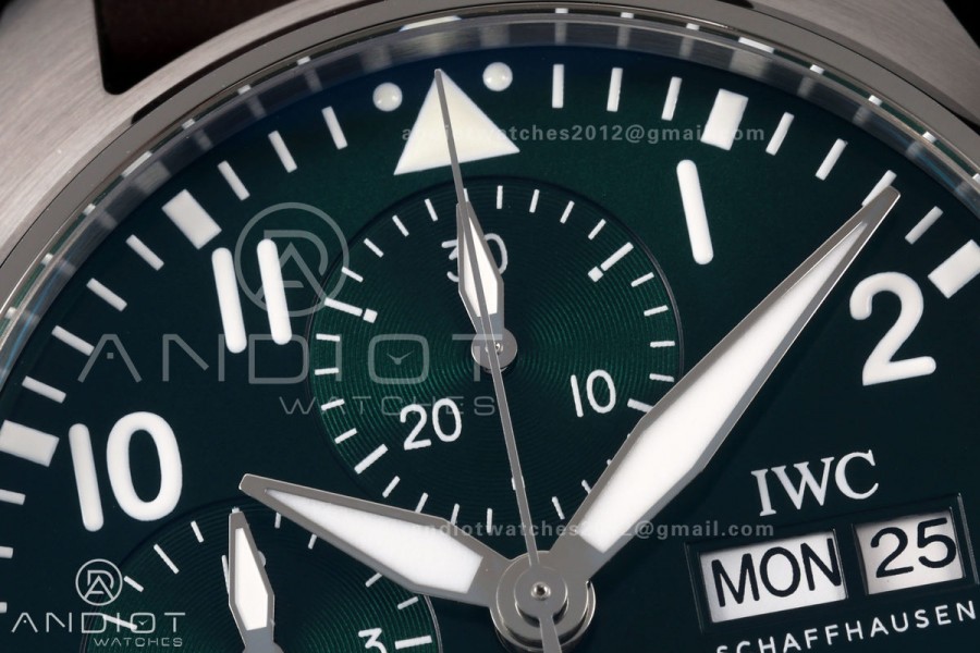 Pilot Chrono IW388103 OCTA 1:1 Best Edition Green Dial on Brown Leather Strap 69385 Super Clone
