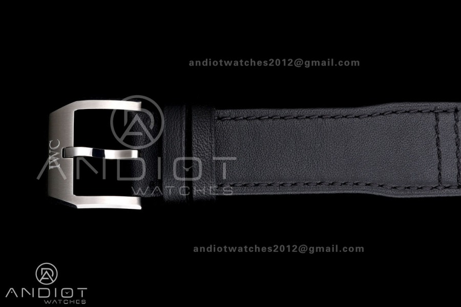 Pilot Chrono IW388111 OCTA 1:1 Best Edition Black Dial on Black Leather Strap 69385 Super Clone
