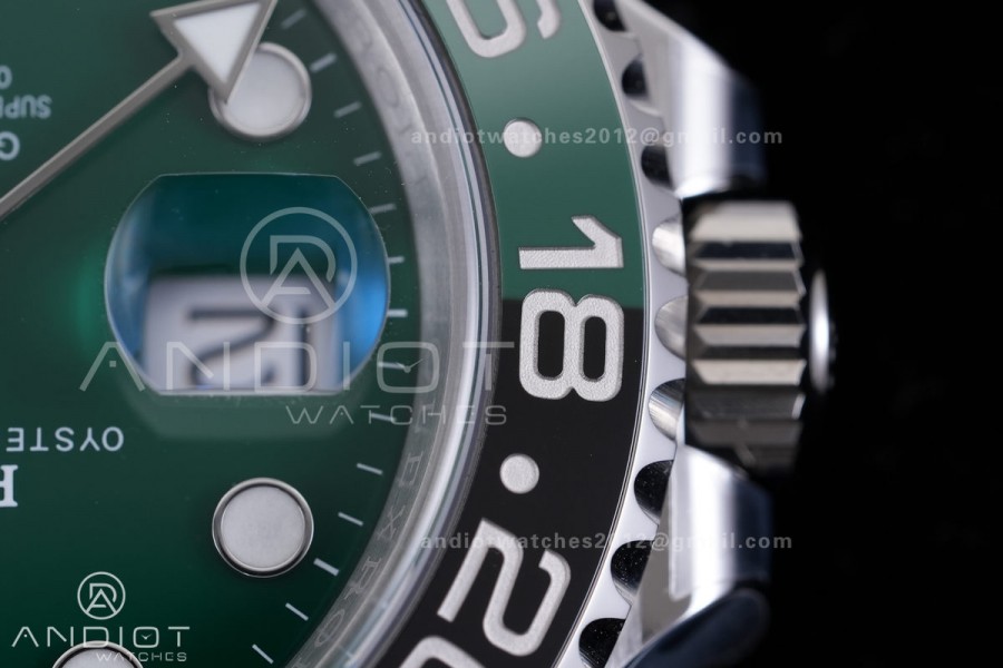 GMT Master II 126729VRNR Gain Weight V4 Gold Factory 1:1 Best Edition Green Dial On Oyster Bracelet SH3285 CHS