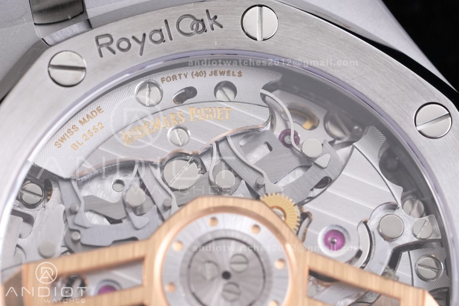 Royal Oak Chrono 26240 SS V2 APSF 1:1 Best Edition Silver Dial on SS Bracelet SA4401 Super Clone (Free Sprung)