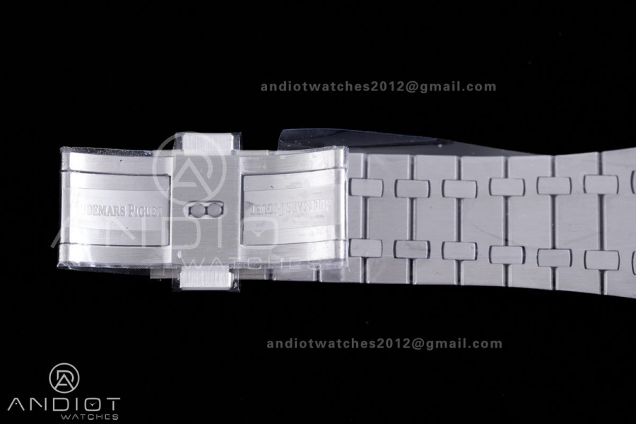 Royal Oak Chrono 26240 SS V2 APSF 1:1 Best Edition Silver Dial on SS Bracelet SA4401 Super Clone (Free Sprung)