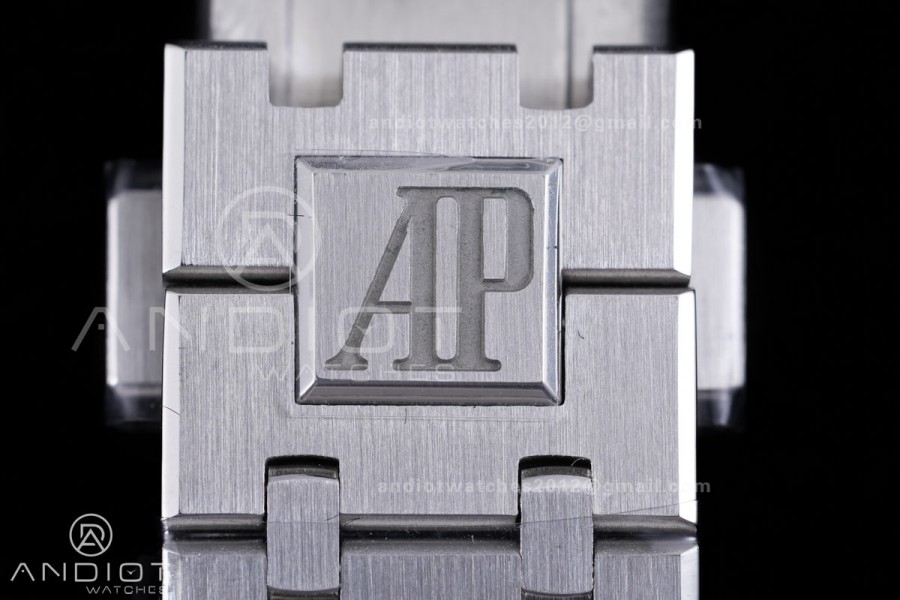 Royal Oak Chrono 26240 SS V2 APSF 1:1 Best Edition Blue Dial on SS Bracelet SA4401 Super Clone (Free Sprung)