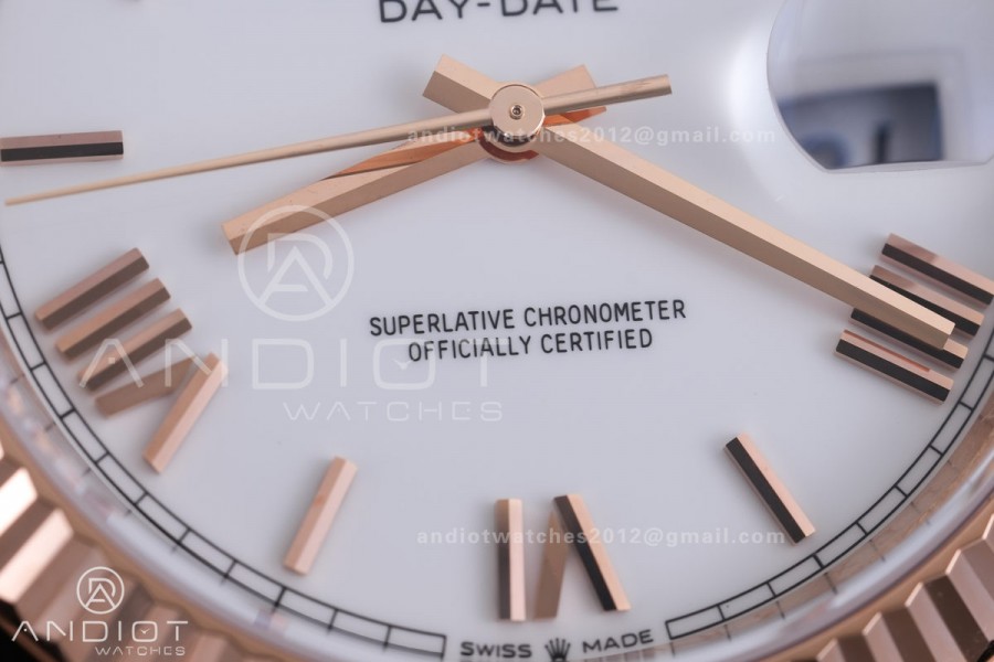 DayDate 40 228235 VSF 1:1 Best Edition White Roman Dial on President Bracelet VS3255