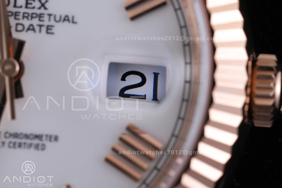 DayDate 40 228235 VSF 1:1 Best Edition White Roman Dial on President Bracelet VS3255