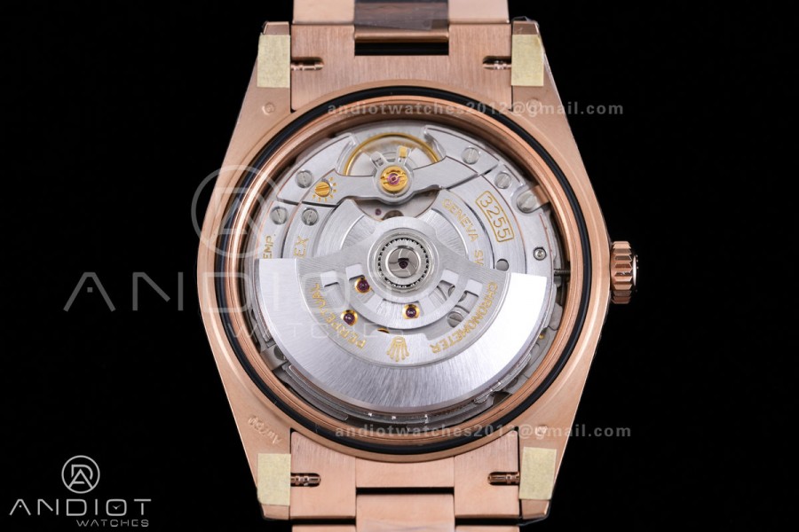 DayDate 40 228235 VSF 1:1 Best Edition RG Roman Dial on President Bracelet VS3255