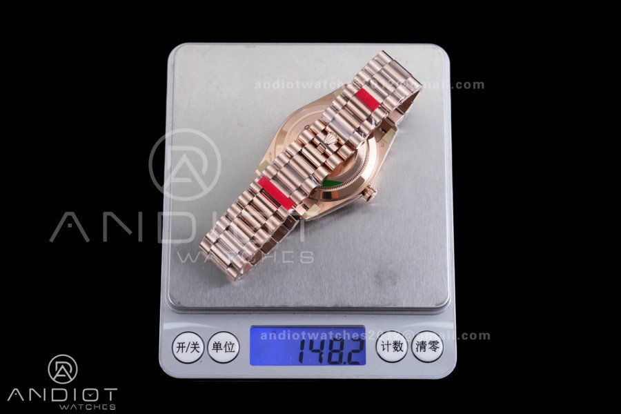 DayDate 40 228235 VSF 1:1 Best Edition RG Roman Dial on President Bracelet VS3255