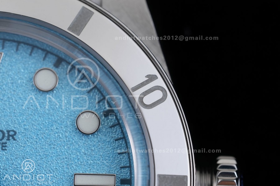 Heritage Black Bay 37mm SS ZF 1:1 Best Edition Tiffany Blue Dial on SS Bracelet A2824