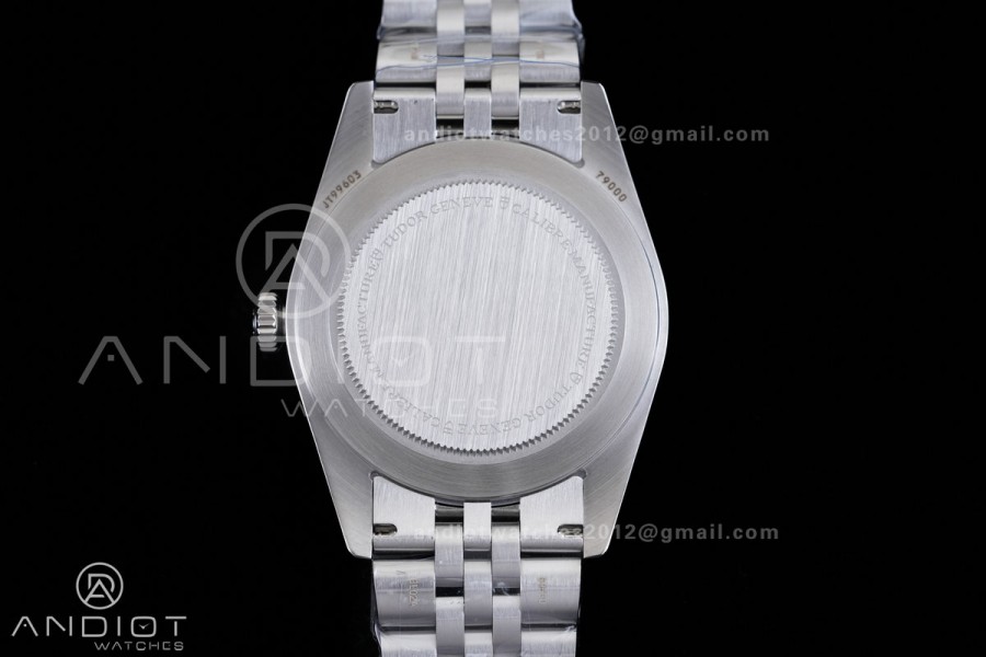 Heritage Black Bay 37mm SS ZF 1:1 Best Edition Tiffany Blue Dial on SS Bracelet A2824