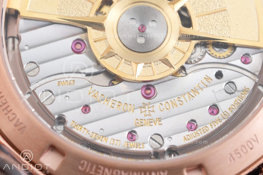 Overseas 4500V RG 8F 1:1 Best Edition Blue Dial on RG Bracelet A5100