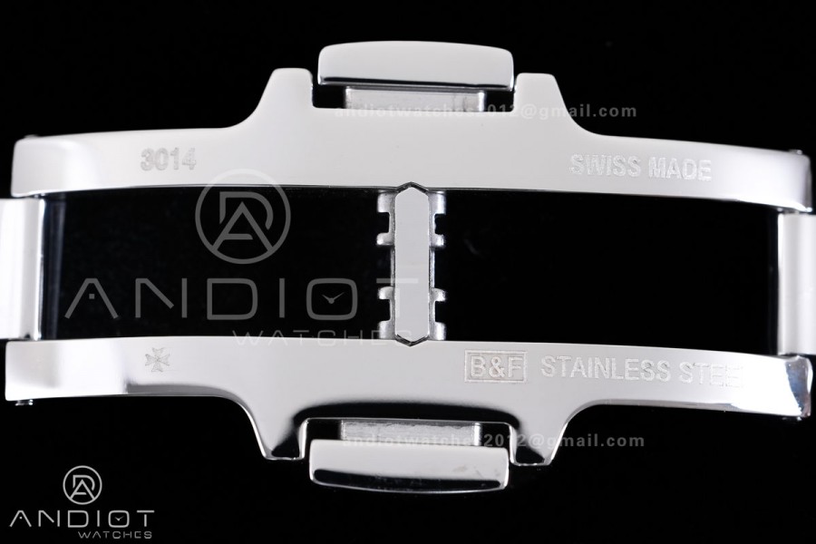 Overseas 4500V SS 8F 1:1 Best Edition Silver Dial on SS Bracelet A5100