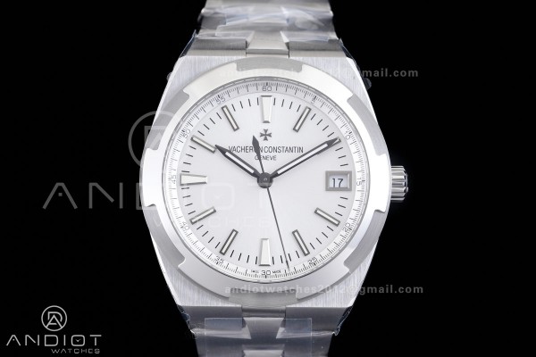 Overseas 4500V SS 8F 1:1 Best Edition Silver Dial on SS Bracelet A5100
