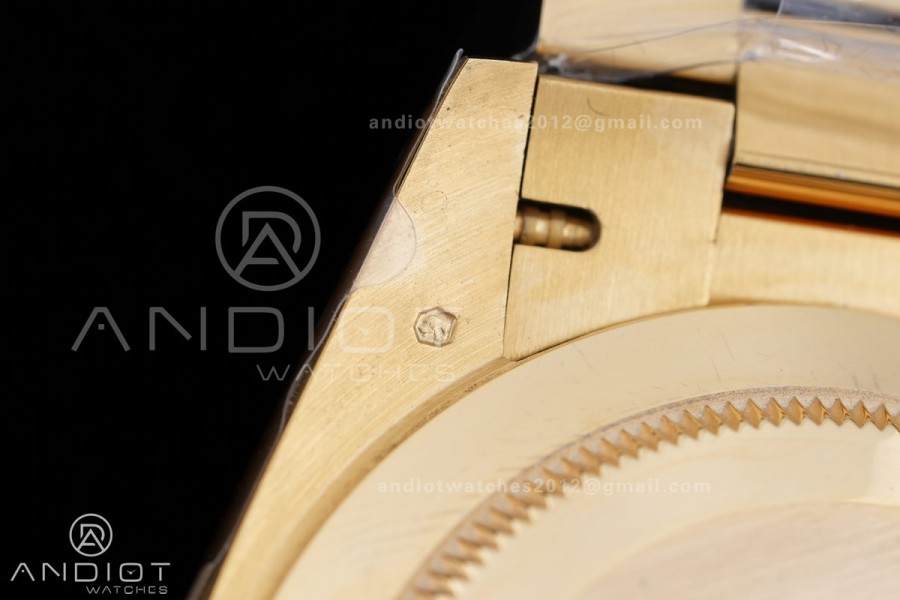 DayDate 40 228238 ARF  V4 1:1 Best Edition Silver Roman Dial on President Bracelet VR3255(Gain Weight 210g)