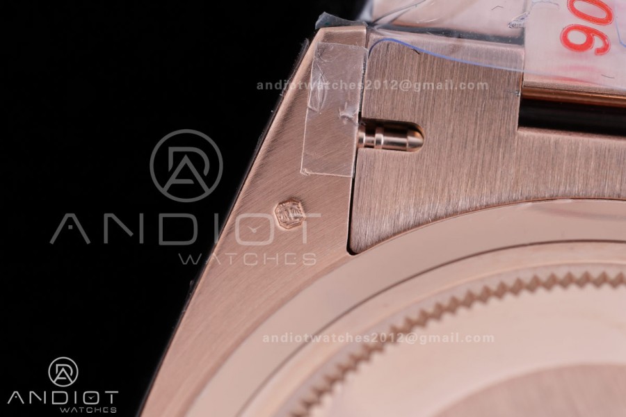 DayDate 40 RG 1:1 Best Edition White MOP Crystal Dial on President Bracelet VR3255 V8 (Gain Weight)