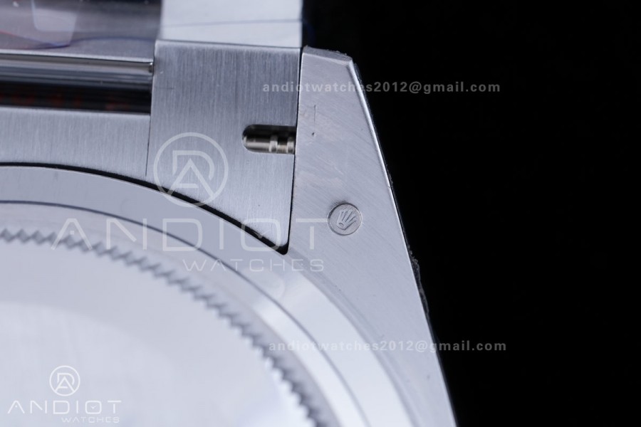 DayDate 40 SS QF 1:1 Best Edition 904L Steel Ice Blue Crystal Dial on President Bracelet VR3255 V8 (Gain Weight)