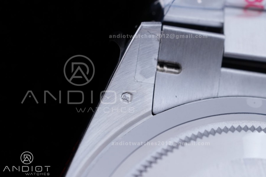 DayDate 40 SS QF 1:1 Best Edition 904L Steel Ice Blue Crystal Dial on President Bracelet VR3255 V8 (Gain Weight)