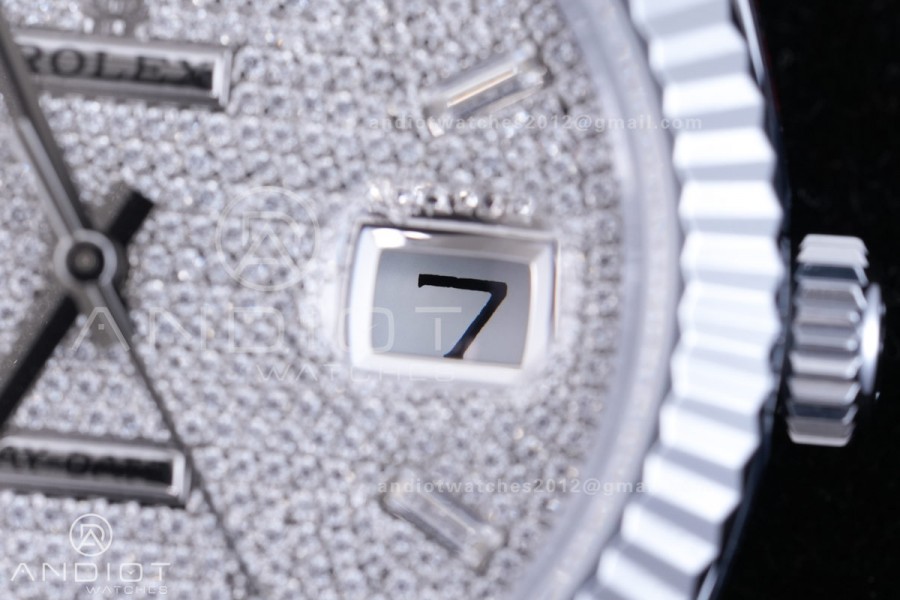 DayDate 40 SS QF 1:1 Best Edition 904L Steel Diamonds Dial on President Bracelet VR3255 V8 (Gain Weight)