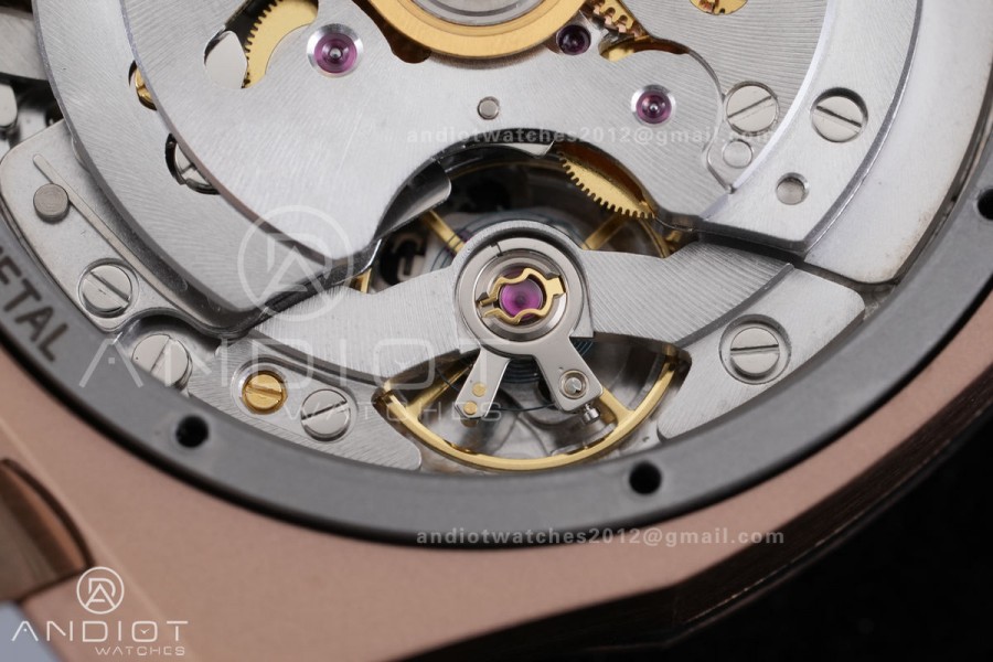 Royal Oak Offshore 37mm 26231 RG APSF 1:1 Best Edition White Dial On Grey Rubber Strap A2385