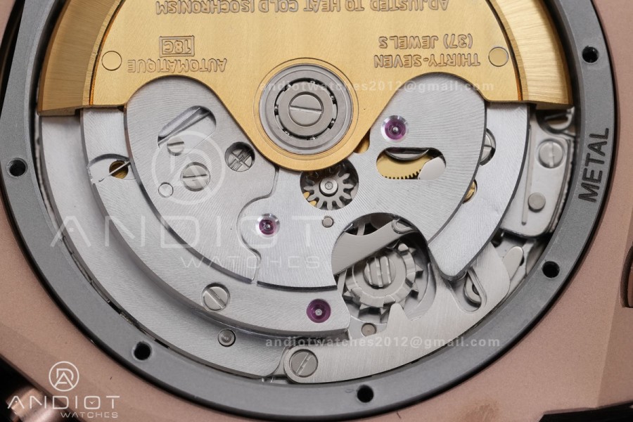 Royal Oak Offshore 37mm 26231 RG APSF 1:1 Best Edition White Dial On Grey Rubber Strap A2385