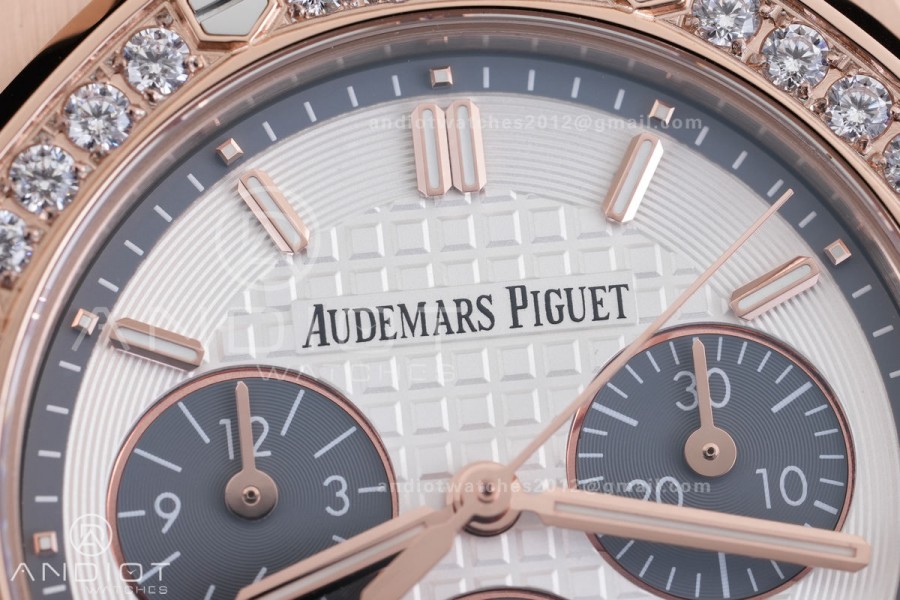 Royal Oak Offshore 37mm 26231 RG APSF 1:1 Best Edition White Dial On Grey Rubber Strap A2385