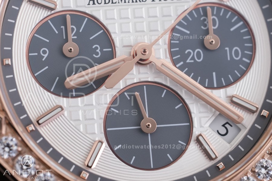 Royal Oak Offshore 37mm 26231 RG APSF 1:1 Best Edition White Dial On Grey Rubber Strap A2385