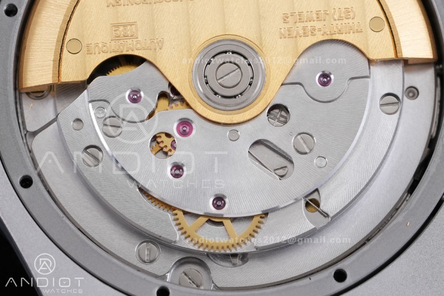 Royal Oak Offshore 37mm 26231 SS APSF 1:1 Best Edition White Dial On White Rubber Strap A2385