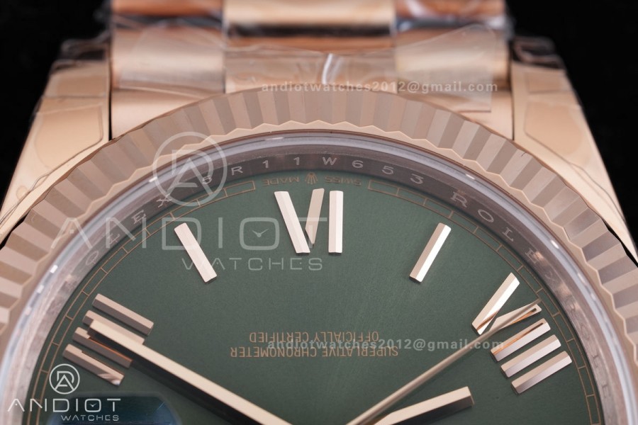 Day Date 228235 40mm Gain Weight V2 VSF 1:1 Best Edition Green Dial Roman Marker On RG President Bracelet DD3255