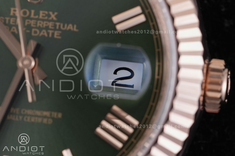 Day Date 228235 40mm Gain Weight V2 VSF 1:1 Best Edition Green Dial Roman Marker On RG President Bracelet DD3255