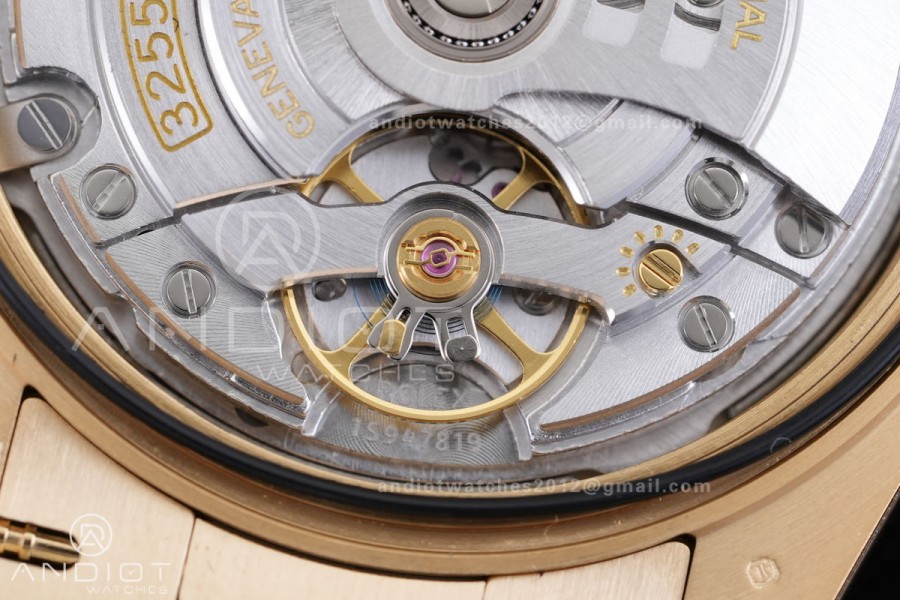 DayDate 40 228238 VSF 1:1 Best Edition White Roman Dial on President Bracelet VS3255