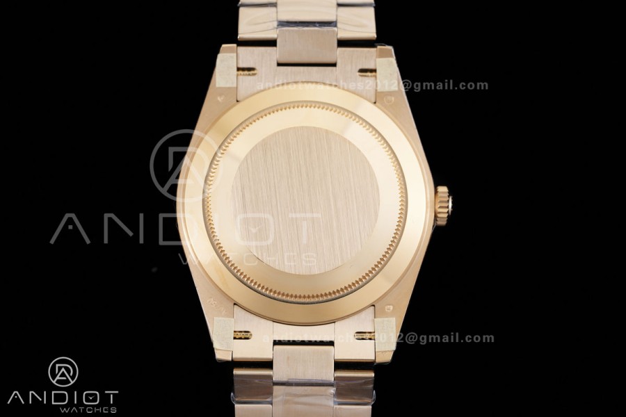 DayDate 40 228238 VSF 1:1 Best Edition White Roman Dial on President Bracelet VS3255