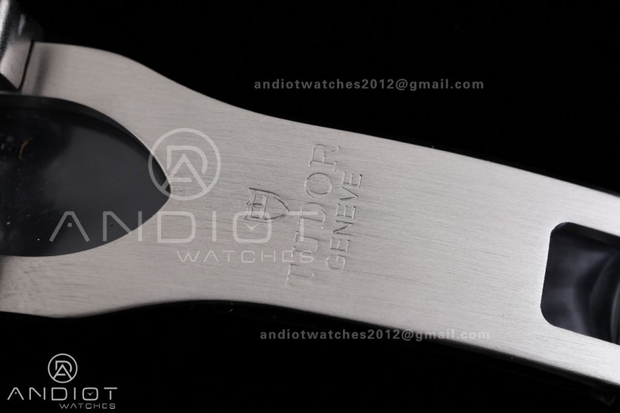 Pelagos M2543C1A 43mm Black Ceramic Ti V2 ZF 1:1 Best Edition Black Dial On Titanium Bracelet A2824