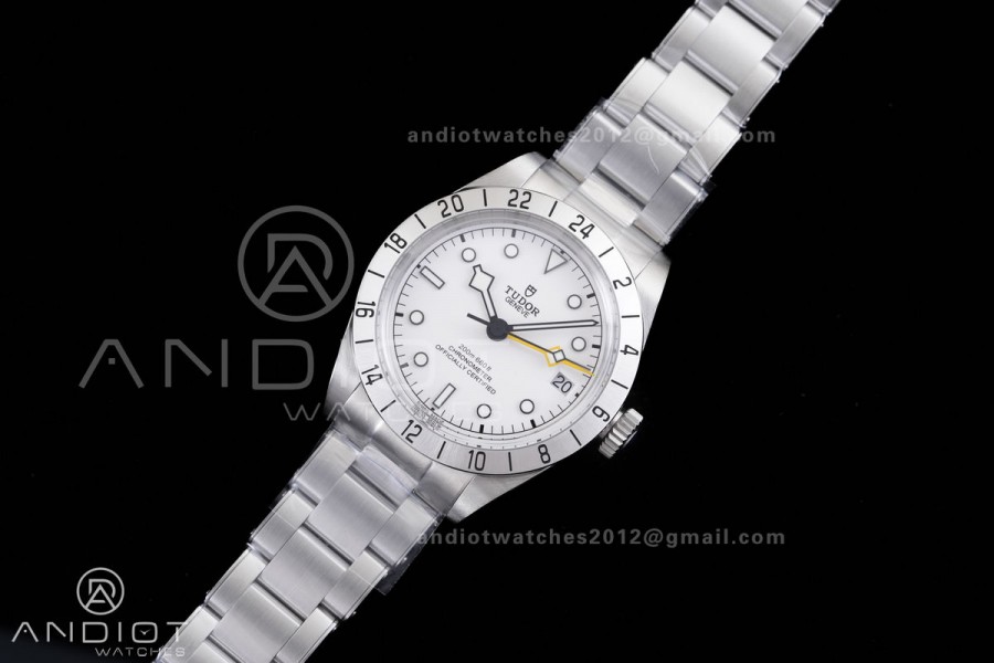 Black Bay M79470 GMT SS ZF 1:1 Best Edition White Dial On SS Bracelet Super Clone 3186