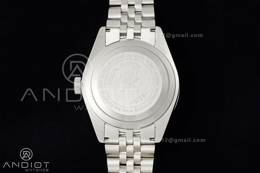 Black bay 41 BLF 1:1 Best Edition Green Bezel Black Dial on Jubilee Strap A2824