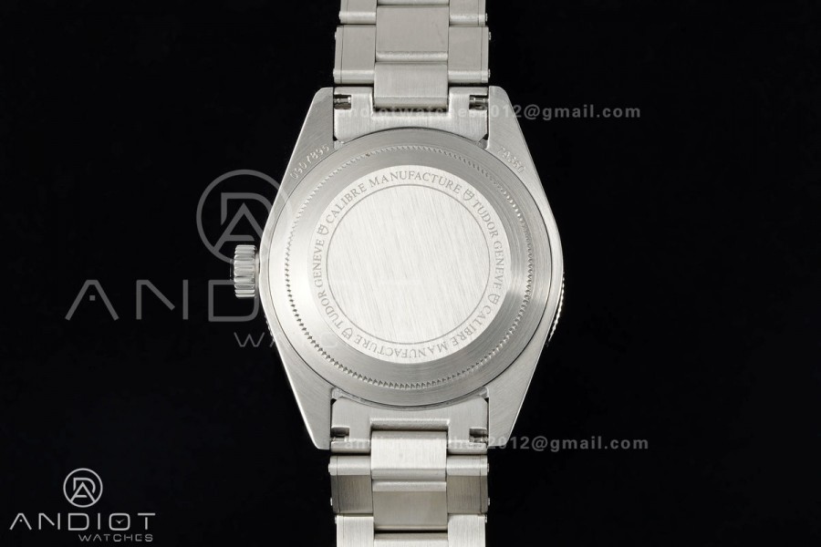 Black bay 41 BLF 1:1 Best Edition Black Bezel Black RG Dial on Rivet Strap A2824