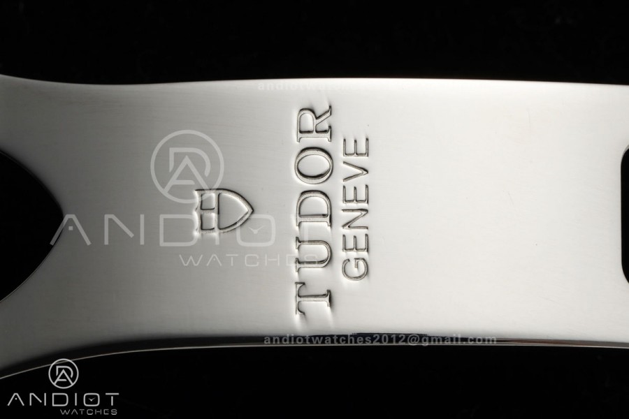 Black bay 41 BLF 1:1 Best Edition Black Bezel Black RG Dial on Jubilee Strap A2824