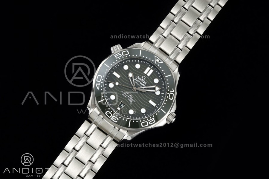 Seamaster Diver 300M SS ORF 1:1 Best Edition Green Ceramic Green Dial on SS Bracelet OR8800 Super Clone