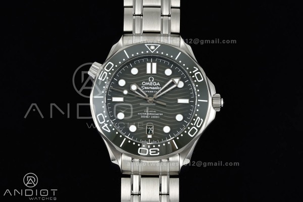 Seamaster Diver 300M SS ORF 1:1 Best Edition Green Ceramic Green Dial on SS Bracelet OR8800 Super Clone