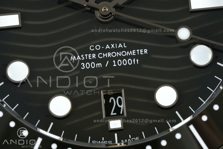 Seamaster Diver 300M SS ORF 1:1 Best Edition Green Ceramic Green Dial on SS Bracelet OR8800 Super Clone