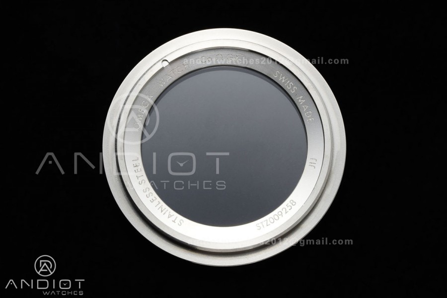 Seamaster Diver 300M SS/RG ORF 1:1 Best Edition Black Ceramic Black Dial on SS/RG Bracelet OR8800 Super Clone