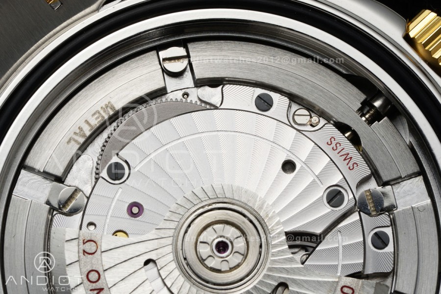 Seamaster Diver 300M SS/YG ORF 1:1 Best Edition Black Ceramic Black Dial on SS/YG Bracelet OR8800 Super Clone