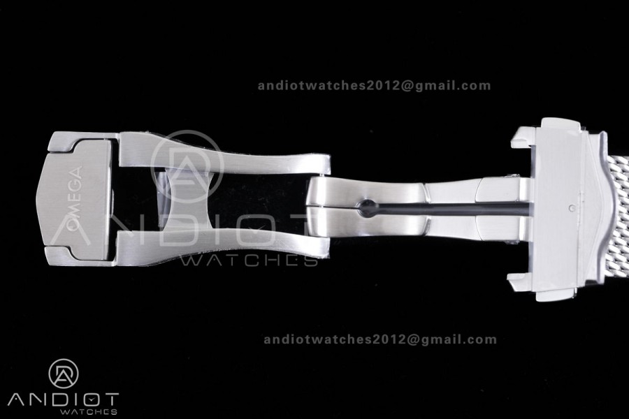 Seamaster 300M Diver 007 SS VSF 1:1 Best Edition Blue Wave Dial on SS Mesh Bracelet VS8806 Super Clone