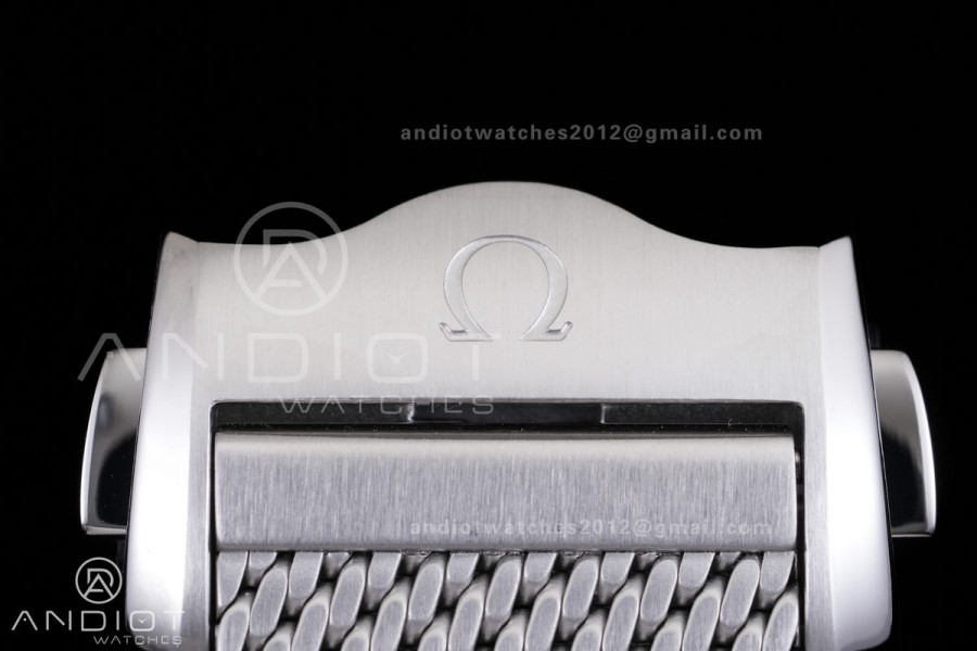 Seamaster 300M Diver 007 SS VSF 1:1 Best Edition Blue Wave Dial on SS Mesh Bracelet VS8806 Super Clone