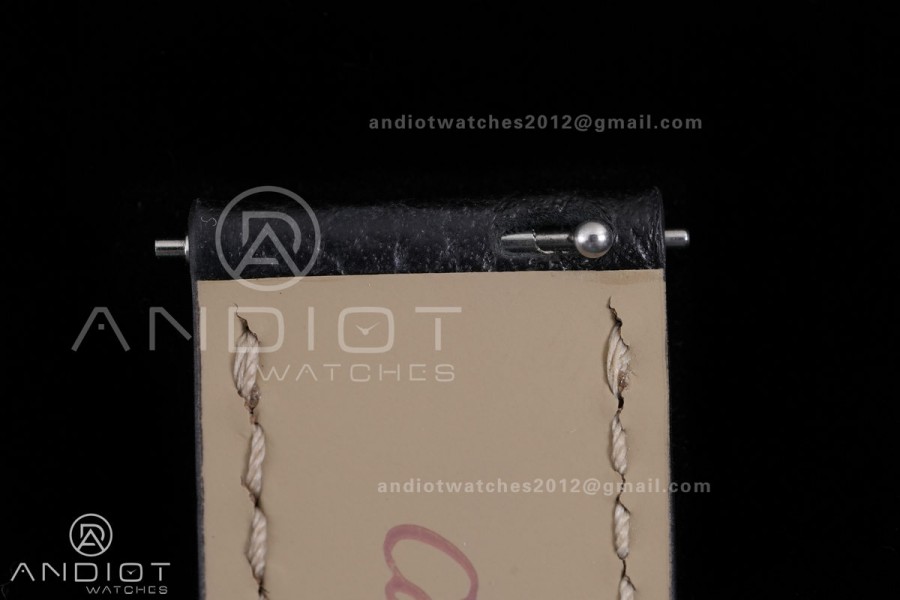 Santos Dumont 43.5mm SS F1F Best Edition Silver Dial on Black Leather Strap Quartz