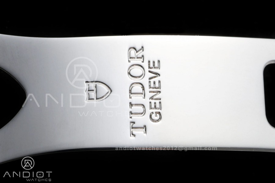 Black Bay 58 39mm SS ZF 1:1 Best Edition Burgundy Red Dial on Rivet Bracelet A2824