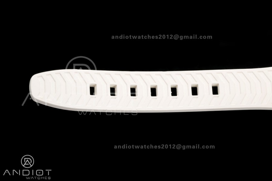 Fifty Fathoms Tech 45 Titanium Case TWF 1:1 Best Edition Black Dial on White Rubber Strap A1315A