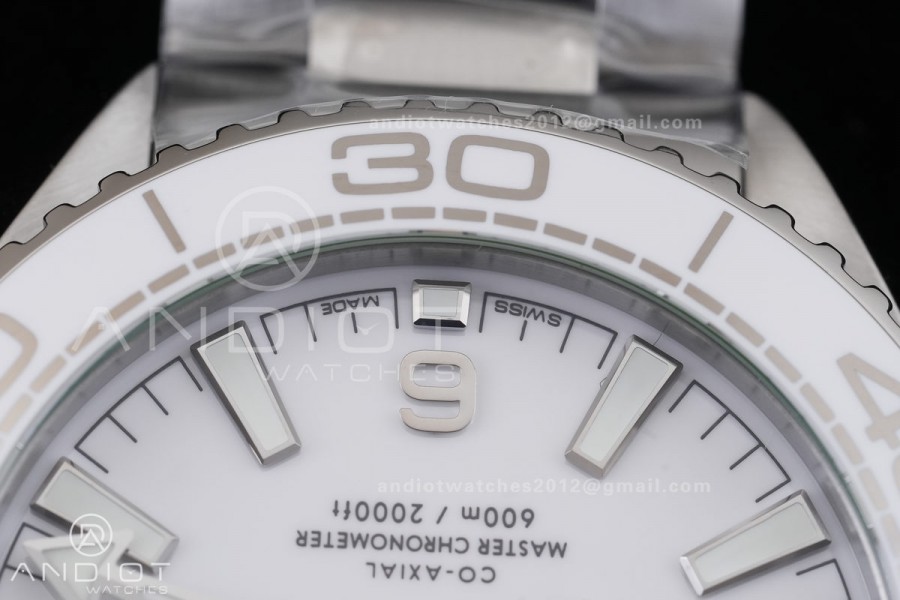 Planet Ocean 39.5mm White Ceramic Bezel SS VSF 1:1 Best Edition White Dial On SS Bracelet Super Clone Asian 8800