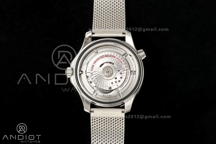 Seamaster Diver 42mm Black Bezel SS VSF 1:1 Best Edition Black Dial On Mesh Bracelet Super Clone 8806