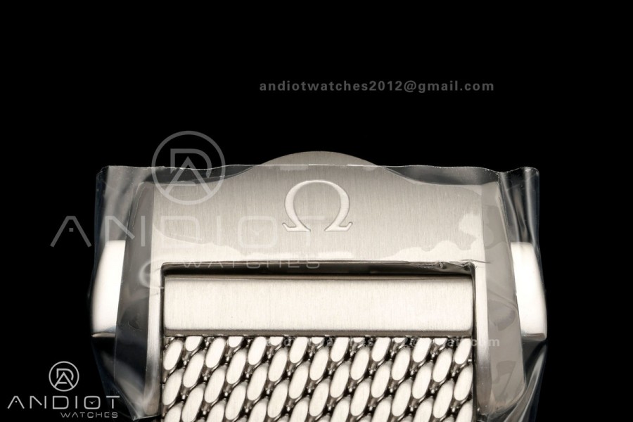 Seamaster Diver 42mm Black Bezel SS VSF 1:1 Best Edition Black Dial On Mesh Bracelet Super Clone 8806