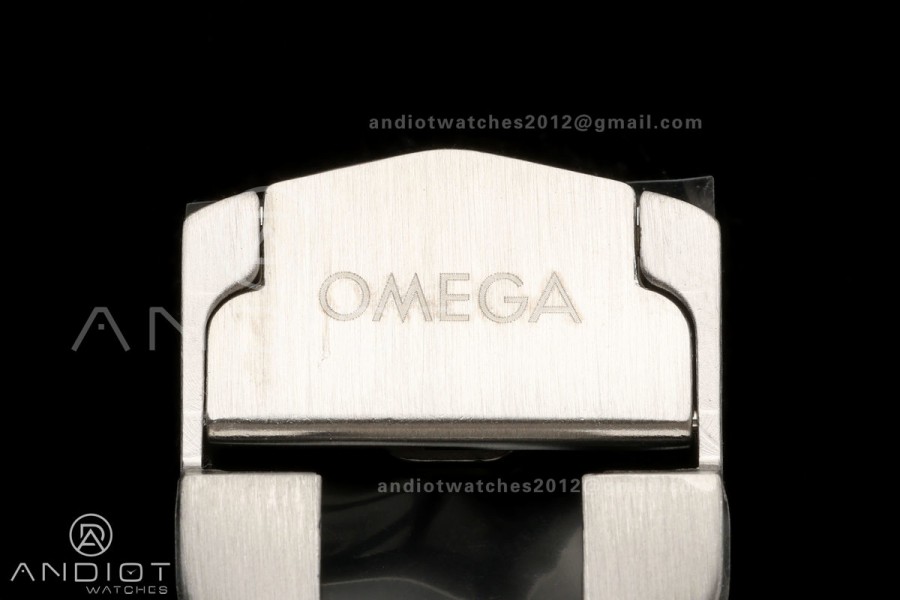 Seamaster Diver 42mm Black Bezel SS VSF 1:1 Best Edition Black Dial On Mesh Bracelet Super Clone 8806